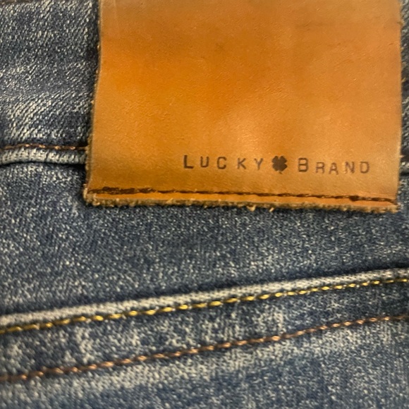 Lucky Jeans - Picture 4 of 4